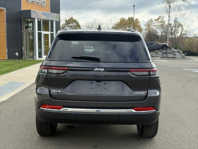 2025 Jeep Grand Cherokee GRAND CHEROKEE LAREDO X 4X4 2025 Jeep Grand Cherokee GRAND CHEROKEE LAREDO X 4X4