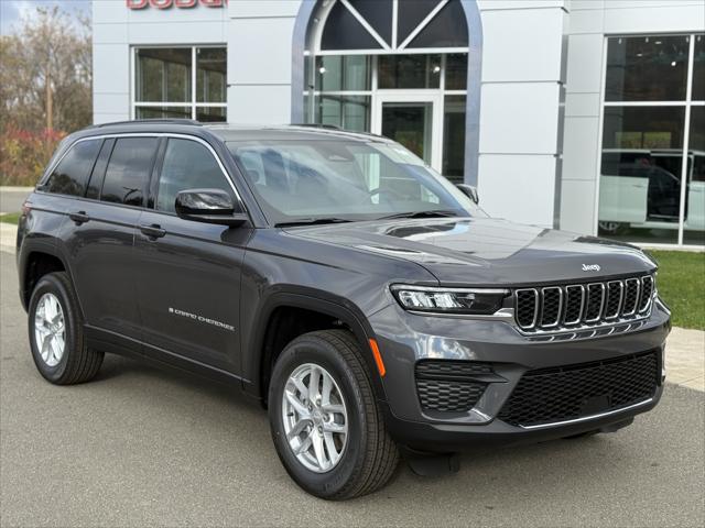 2025 Jeep Grand Cherokee GRAND CHEROKEE LAREDO X 4X4 2025 Jeep Grand Cherokee GRAND CHEROKEE LAREDO X 4X4