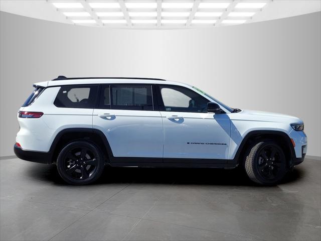 2023 Jeep Grand Cherokee L Altitude 4x4 2023 Jeep Grand Cherokee L Altitude 4x4