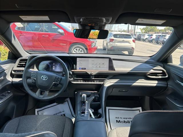 2023 Toyota Crown XLE 2023 Toyota Crown XLE