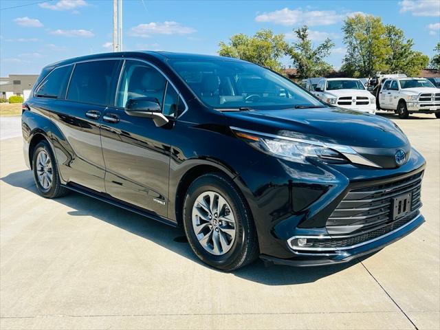 2021 Toyota Sienna XLE