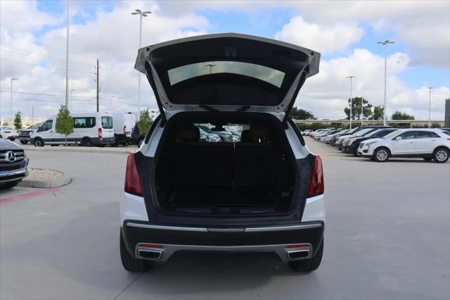 2022 Cadillac XT5 FWD Premium Luxury