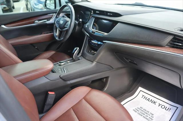 2022 Cadillac XT5 FWD Premium Luxury