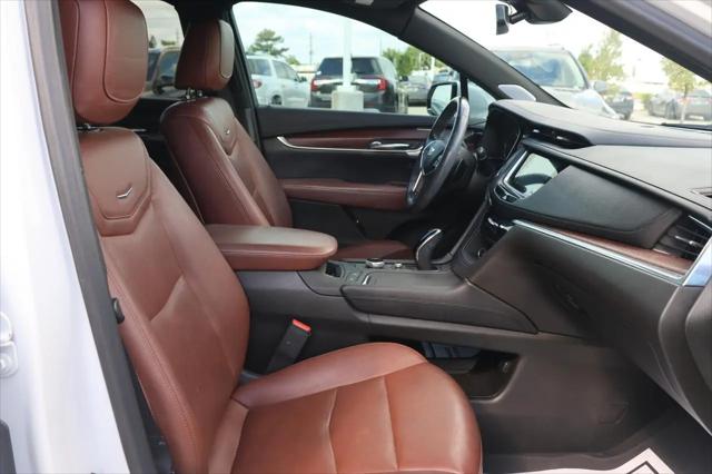 2022 Cadillac XT5 FWD Premium Luxury