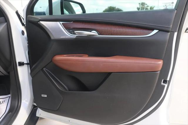 2022 Cadillac XT5 FWD Premium Luxury