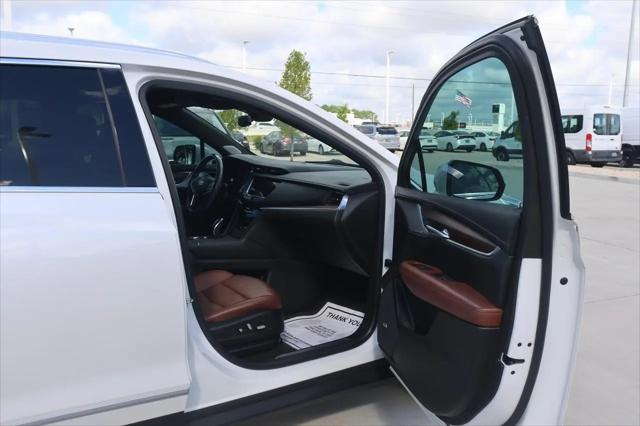 2022 Cadillac XT5 FWD Premium Luxury