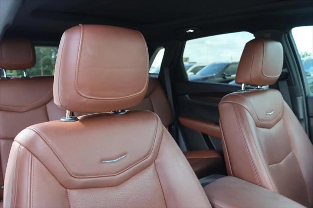 2022 Cadillac XT5 FWD Premium Luxury