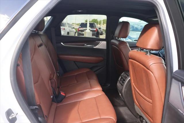 2022 Cadillac XT5 FWD Premium Luxury