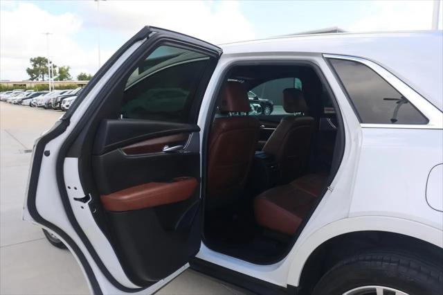 2022 Cadillac XT5 FWD Premium Luxury