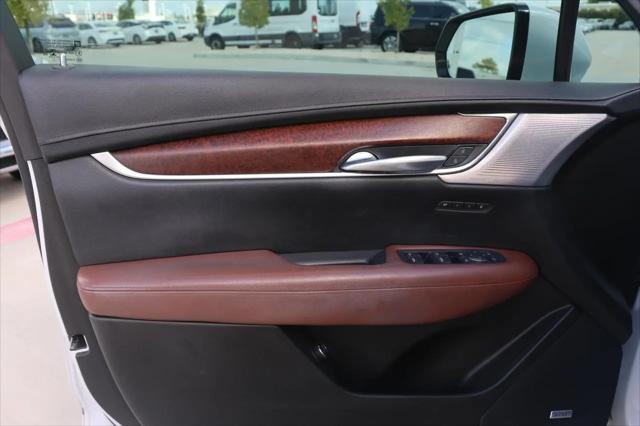 2022 Cadillac XT5 FWD Premium Luxury