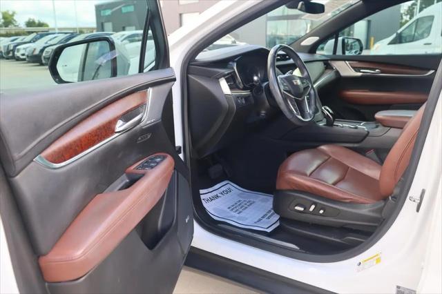 2022 Cadillac XT5 FWD Premium Luxury