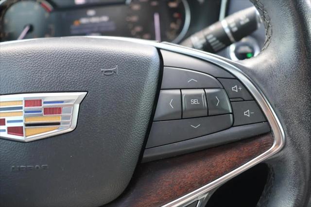 2022 Cadillac XT5 FWD Premium Luxury