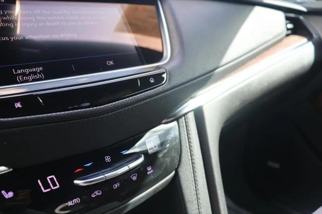 2022 Cadillac XT5 FWD Premium Luxury