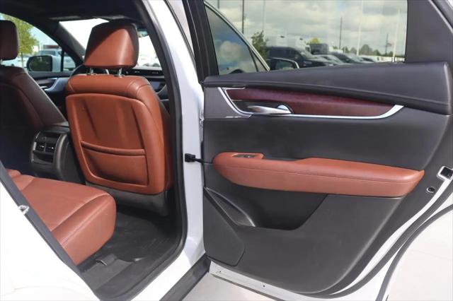 2022 Cadillac XT5 FWD Premium Luxury