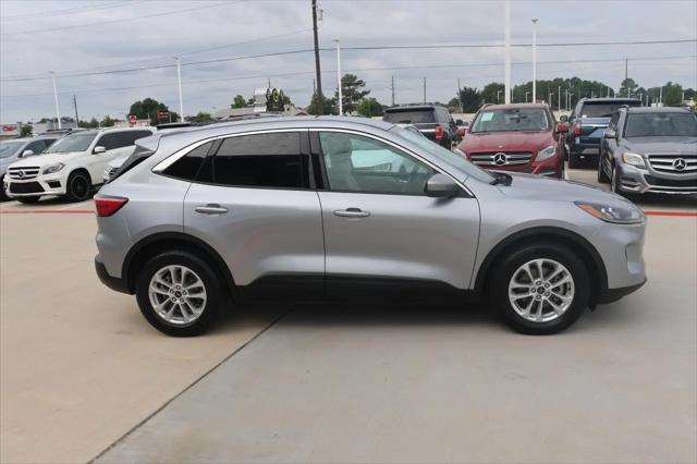 2021 Ford Escape SE Hybrid