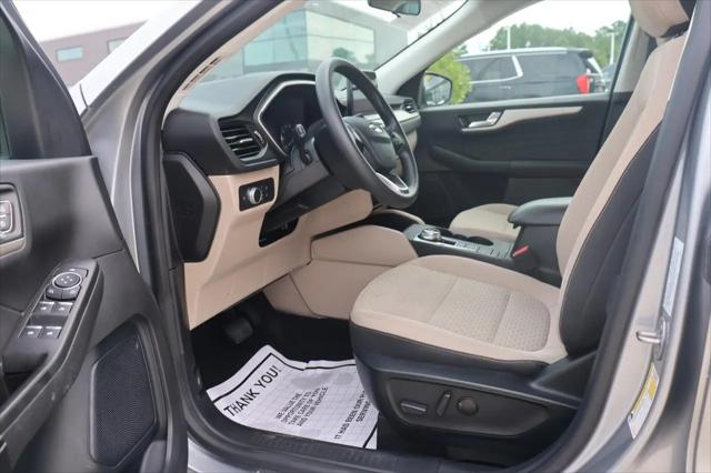 2021 Ford Escape SE Hybrid