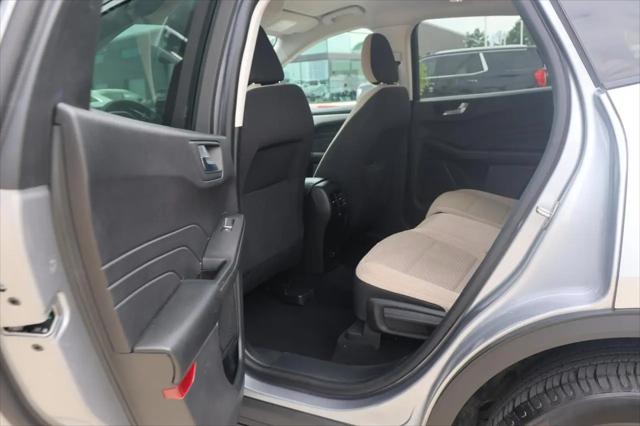 2021 Ford Escape SE Hybrid
