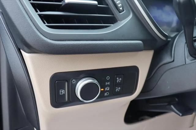 2021 Ford Escape SE Hybrid