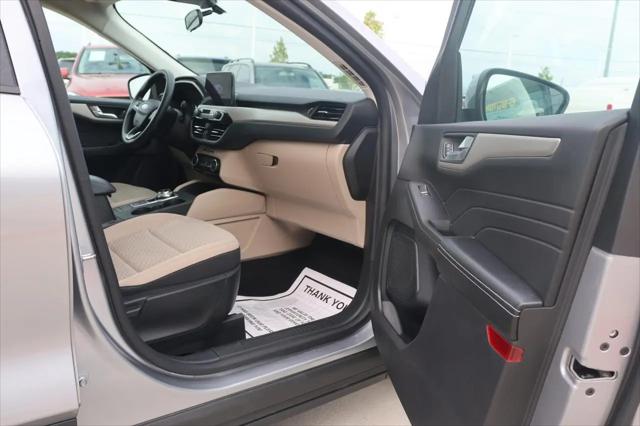 2021 Ford Escape SE Hybrid