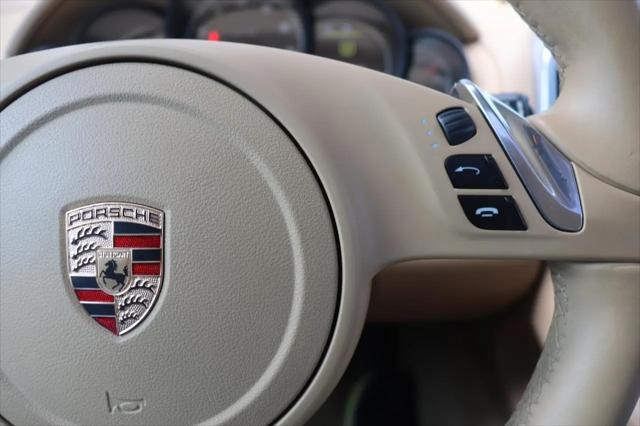 2012 Porsche Cayenne Standard