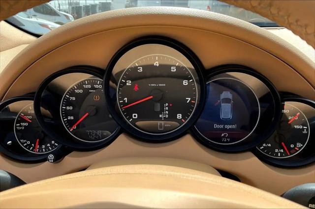 2012 Porsche Cayenne Standard