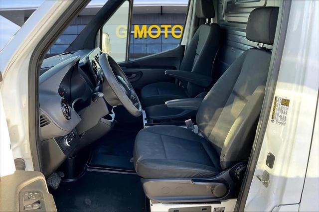 2019 Mercedes-Benz Sprinter 1500 Standard Roof I4