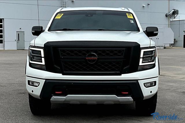 2021 Nissan TITAN Crew Cab PRO-4X 4x4