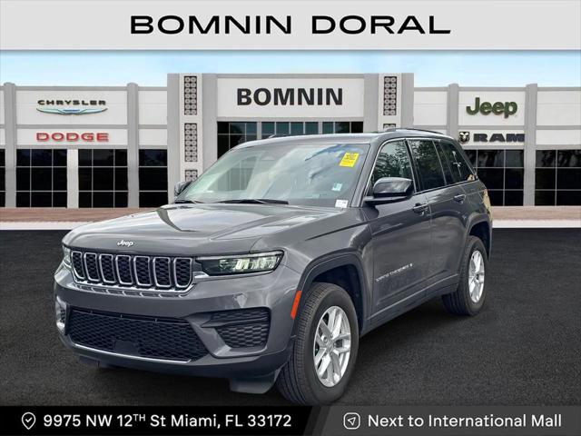 2023 Jeep Grand Cherokee Laredo X 4x4