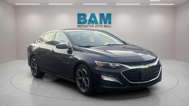 2022 Chevrolet Malibu FWD LT