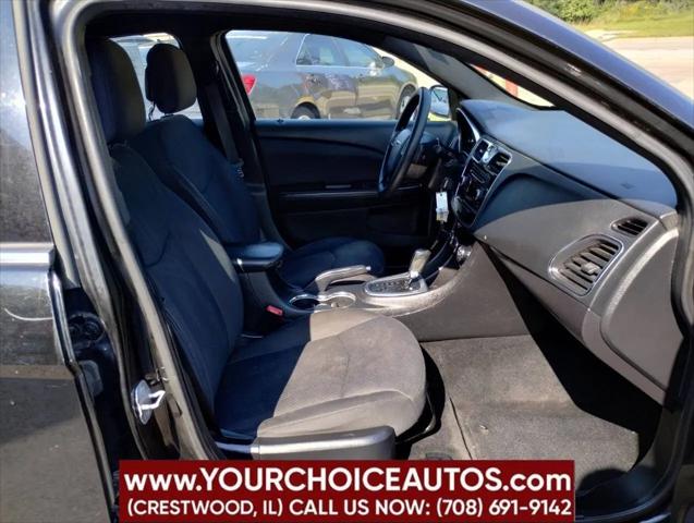 2014 Chrysler 200 LX