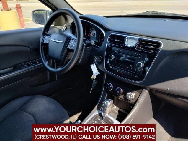 2014 Chrysler 200 LX