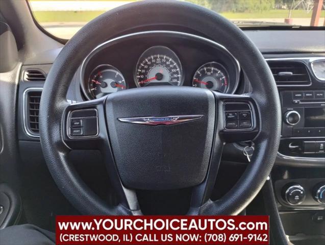 2014 Chrysler 200 LX
