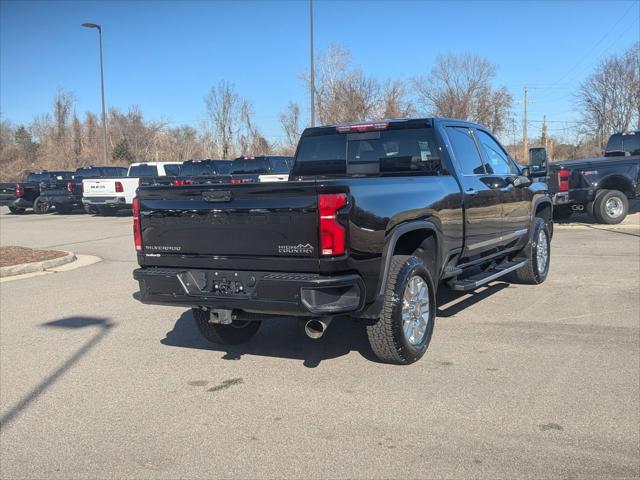 2025 Chevrolet Silverado 2500HD 4WD Crew Cab Standard Bed High Country