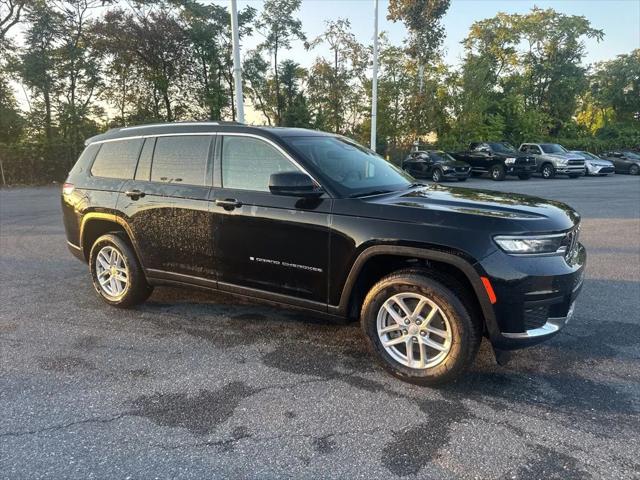 2023 Jeep Grand Cherokee L Laredo 4x2