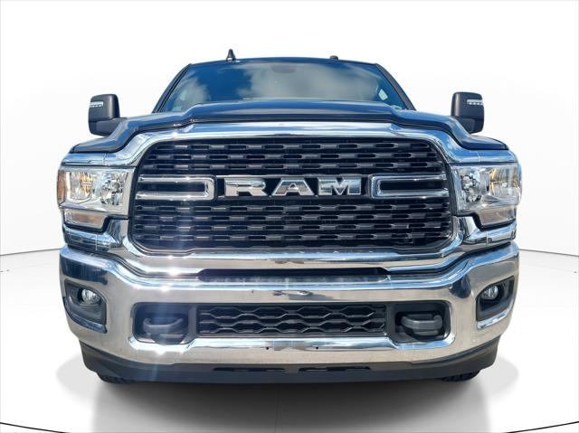 2023 RAM 2500 Big Horn Crew Cab 4x4 64 Box 2023 RAM 2500 Big Horn Crew Cab 4x4 64 Box
