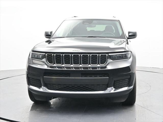 2023 Jeep Grand Cherokee L Laredo 4x2