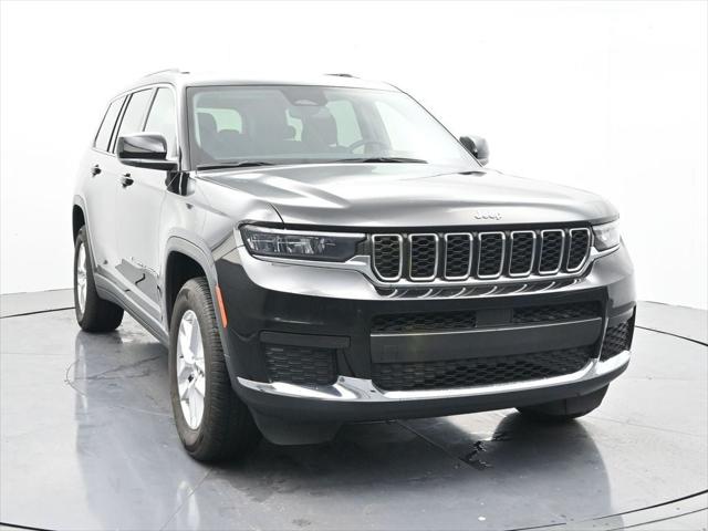 2023 Jeep Grand Cherokee L Laredo 4x2