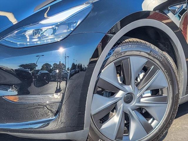 2025 Tesla Model Y Long Range Dual Motor All-Wheel Drive