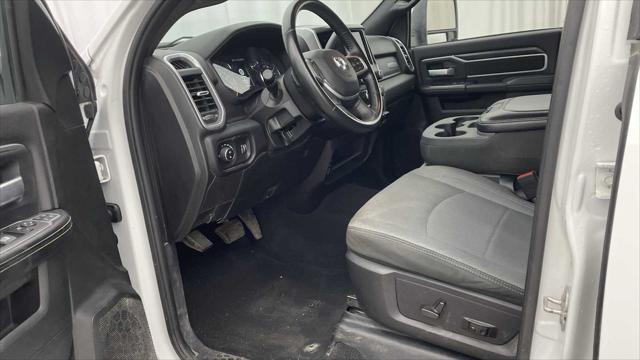 2024 RAM 2500 Big Horn Crew Cab 4x4 64 Box 2024 RAM 2500 Big Horn Crew Cab 4x4 64 Box