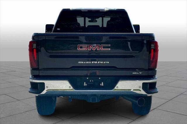 2025 GMC Sierra 3500HD 4WD Crew Cab Standard Bed SLT