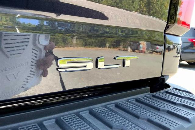 2025 GMC Sierra 3500HD 4WD Crew Cab Standard Bed SLT