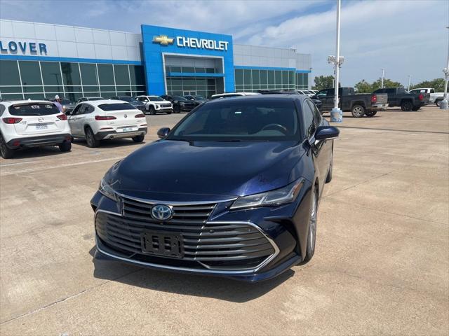 2022 Toyota Avalon Limited Hybrid