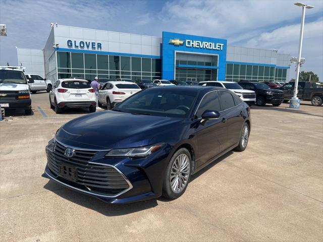 2022 Toyota Avalon Limited Hybrid
