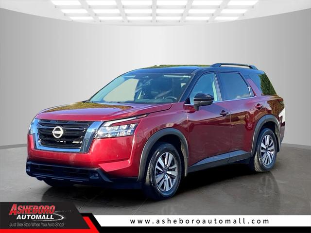 2022 Nissan Pathfinder SL 2WD