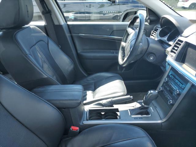 2010 Lincoln MKZ Base