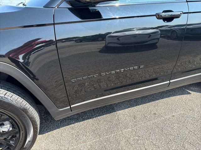 2024 Jeep Grand Cherokee L Altitude 4x4 2024 Jeep Grand Cherokee L Altitude 4x4