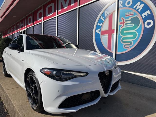 2022 Alfa Romeo Giulia Veloce AWD