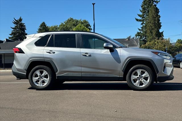 2020 Toyota RAV4 XLE 2020 Toyota RAV4 XLE