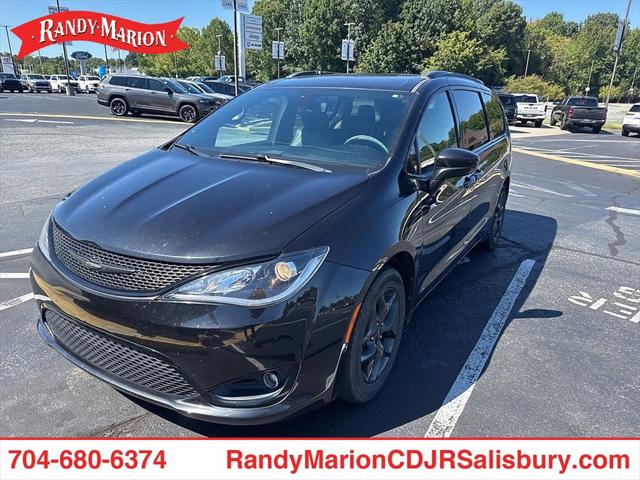 2020 Chrysler Pacifica Touring L