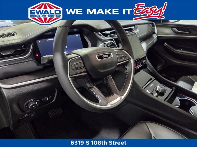 2025 Jeep Grand Cherokee GRAND CHEROKEE L LIMITED 4X4